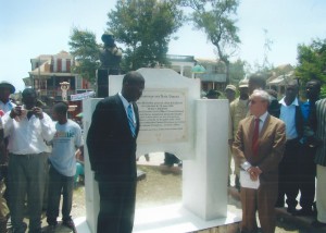20080825_inauguration plaque à Jacmel